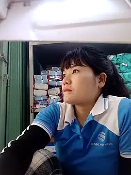 Snapshot of Thao_xx chatting on November 2025 08:39:02 AM Thao xx online show from November 2025 08:39:02 AM