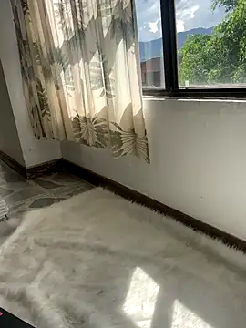 Snapshot of GiorgiaLuxee chatting on September 2025 07:15:01 PM GiorgiaLuxee online show from September 2025 07:15:01 PM