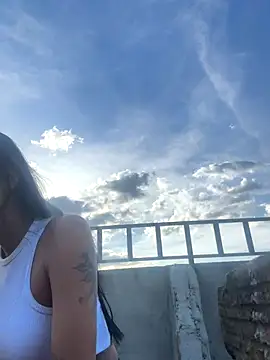 Snapshot of GiorgiaLuxee chatting on October 2025 09:44:02 PM GiorgiaLuxee online show from October 2025 09:44:02 PM