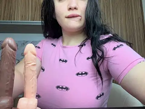curvybombb online show from November 2025 08:23:02 AM