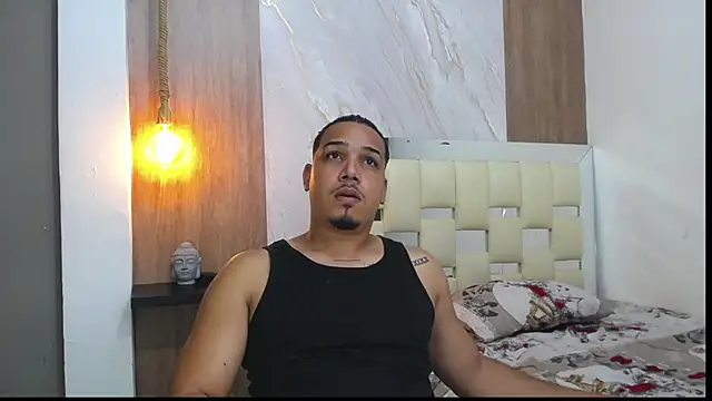 Snapshot of taylor_collins_ chatting on September 2025 06:02:02 PM taylor collins online show from September 2025 06:02:02 PM