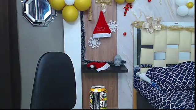 Snapshot of taylor_collins_ chatting on November 2025 10:14:02 PM taylor collins online show from November 2025 10:14:02 PM