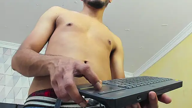 Boss Domiinator online show from February 2026 12:26:02 PM