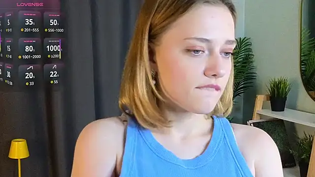 HollieCollelo online show from November 2025 03:16:02 AM