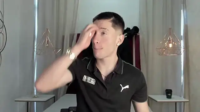 HunterHeat  online show from November 2025 12:18:01 PM