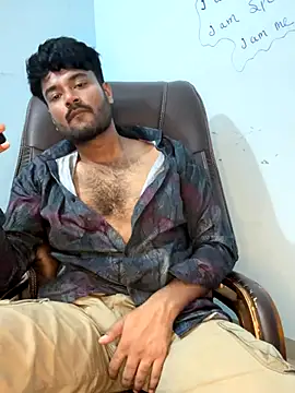 Snapshot of MeekBatgirl chatting on October 2025 05:02:02 PM MeekBatgirl online show from October 2025 05:02:02 PM