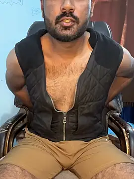 Snapshot of MeekBatgirl chatting on November 2025 08:36:02 AM MeekBatgirl online show from November 2025 08:36:02 AM