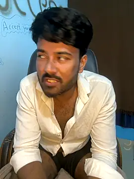 Snapshot of MeekBatgirl chatting on November 2025 07:34:02 PM MeekBatgirl online show from November 2025 07:34:02 PM