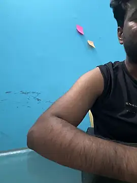 Snapshot of MeekBatgirl chatting on November 2025 06:43:01 PM MeekBatgirl online show from November 2025 06:43:01 PM