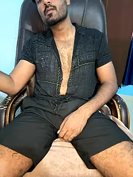 Snapshot of MeekBatgirl chatting on November 2025 11:02:01 AM MeekBatgirl online show from November 2025 11:02:01 AM