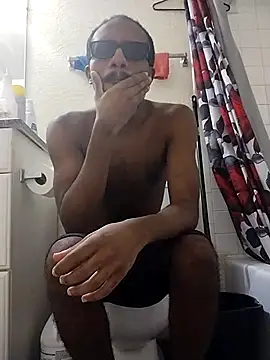 Snapshot of moneybaggtj chatting on September 2025 02:00:02 AM moneybaggtj online show from September 2025 02:00:02 AM