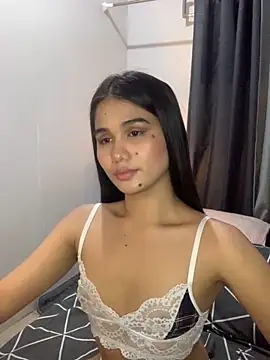 AngelHille online show from December 2025 12:17:01 AM