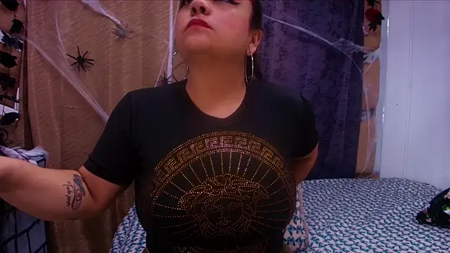 sweegirl69 online show from October 2025 11:55:02 AM