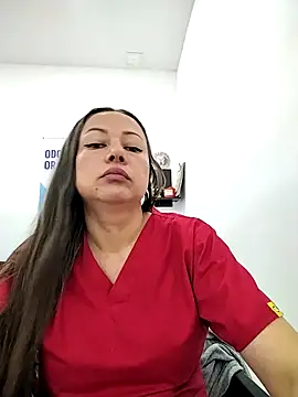 Madisson-04  online show from November 2025 08:31:01 PM