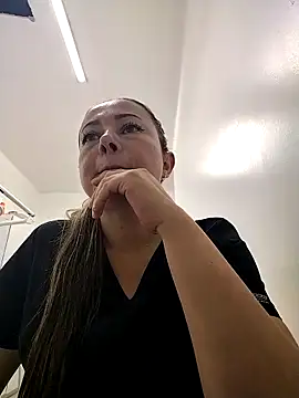 Madisson-04  online show from December 2025 02:59:01 PM