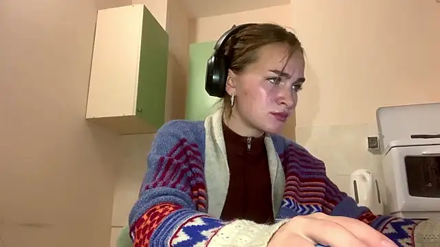 Snapshot of BunnyTiedeman chatting on October 2025 05:41:02 PM BunnyTiedeman online show from October 2025 05:41:02 PM