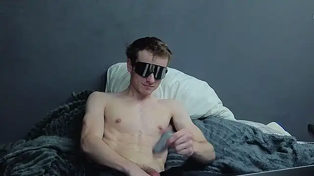 maskedboy1 online show from May 2026 11:37:01 AM