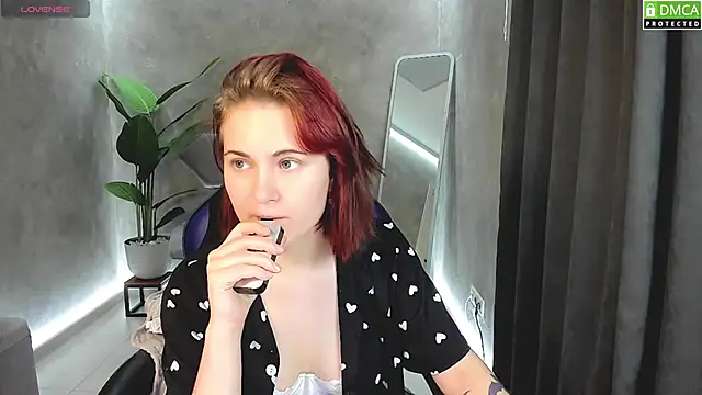 Roxy foxi online show from September 2025 01:09:01 AM