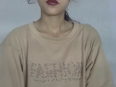 Saniya9B online show from October 2025 05:37:02 AM