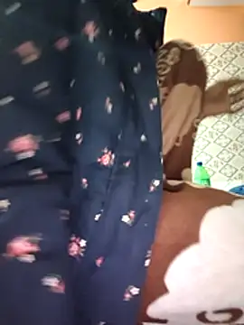 Snapshot of Aidakhan1212 chatting on December 2025 06:04:01 PM Aidakhan1212 online show from December 2025 06:04:01 PM