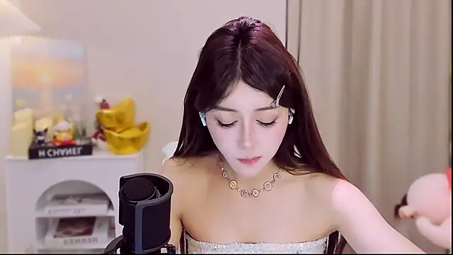 Snapshot of Wow-fairy chatting on April 2026 12:47:02 PM Wow-fairy online show from April 2026 12:47:02 PM