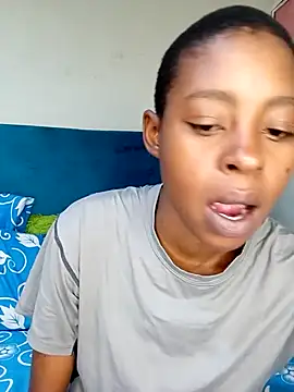 SweetSlenderChoc online show from April 2026 03:13:01 PM