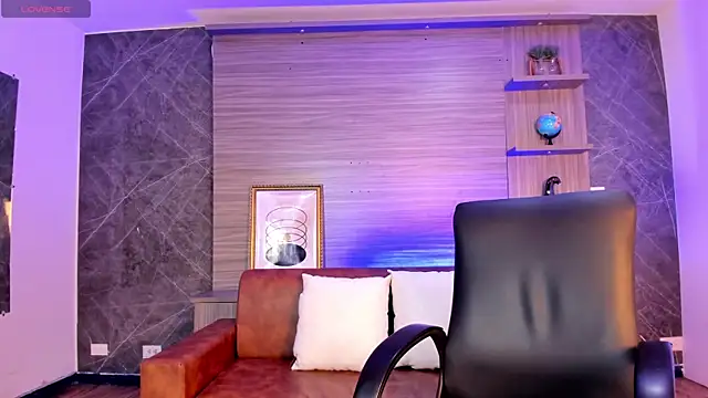 sofiapalacioss online show from October 2025 08:21:02 PM