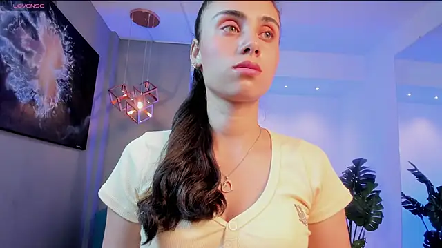 sofiapalacioss online show from February 2026 08:03:02 PM