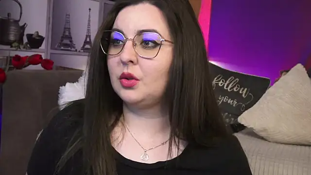 Snapshot of Mia_Swano chatting on May 2026 01:33:01 AM Mia Swano online show from May 2026 01:33:01 AM