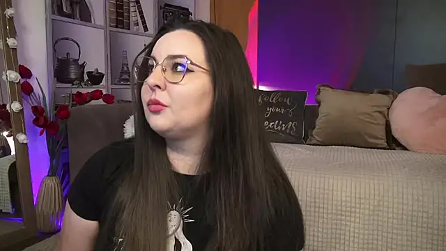 Snapshot of Mia_Swano chatting on May 2026 01:21:01 AM Mia Swano online show from May 2026 01:21:01 AM