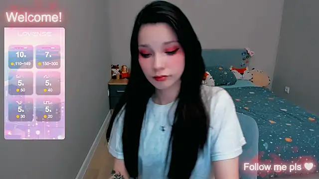 Snapshot of Kitten_Alissa chatting on October 2025 07:07:02 PM Kitten Alissa online show from October 2025 07:07:02 PM