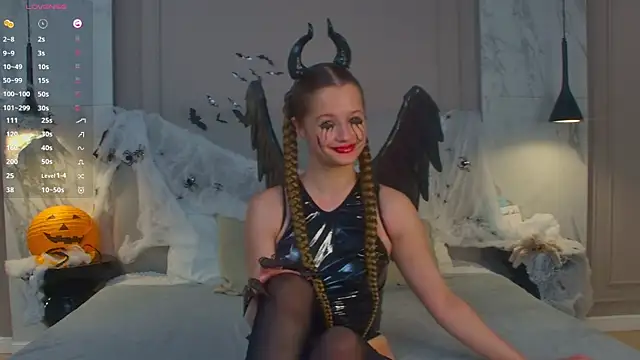 Snapshot of Mary_Parksy chatting on October 2025 05:36:01 PM Mary Parksy online show from October 2025 05:36:01 PM