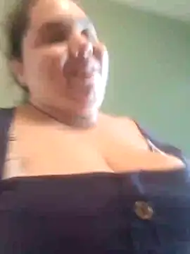 Snapshot of Katherine25 chatting on February 2026 01:27:02 PM Katherine25 online show from February 2026 01:27:02 PM