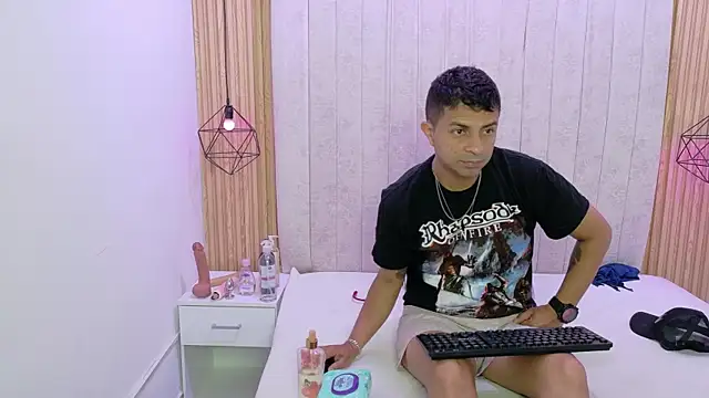 Kity spiderr online show from November 2025 12:27:02 PM