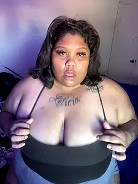 Snapshot of BlaxicanaMami chatting on September 2025 09:47:02 PM BlaxicanaMami online show from September 2025 09:47:02 PM