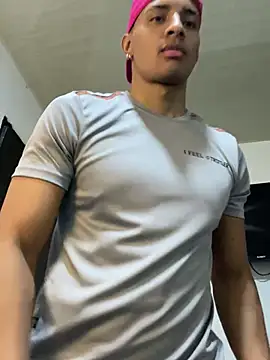 Snapshot of Smith_Fitness chatting on May 2026 07:10:02 PM Smith Fitness online show from May 2026 07:10:02 PM