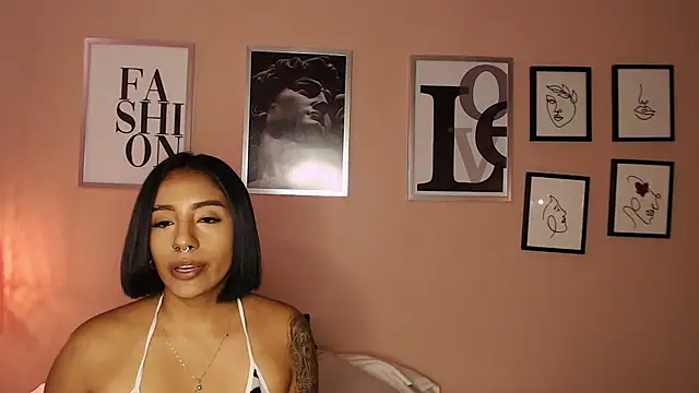 Snapshot of biancaleblanc chatting on December 2025 12:54:01 PM biancaleblanc online show from December 2025 12:54:01 PM