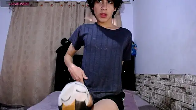 DaraKat18 online show from February 2026 10:13:01 PM