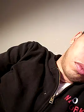 skiner222asd online show from April 2026 05:10:01 AM