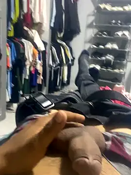 Chico031289 online show from September 2025 12:49:01 AM