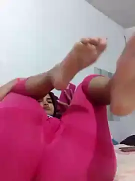 Snapshot of danilyns chatting on April 2026 05:23:01 AM danilyns online show from April 2026 05:23:01 AM