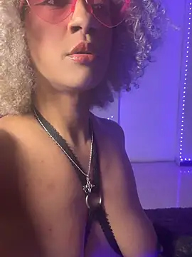 Dark chanel online show from February 2026 06:54:01 AM