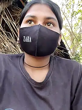 Janvi Jaitly online show from November 2025 09:31:01 AM