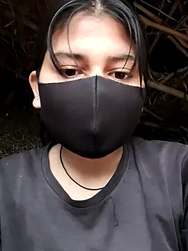 Janvi Jaitly online show from November 2025 01:27:02 AM