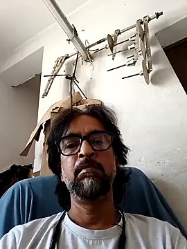 Snapshot of malhotra21 chatting on September 2025 09:43:02 AM malhotra21 online show from September 2025 09:43:02 AM