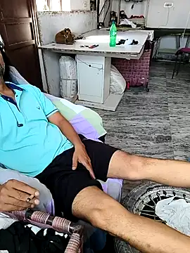 Snapshot of malhotra21 chatting on September 2025 09:12:02 AM malhotra21 online show from September 2025 09:12:02 AM