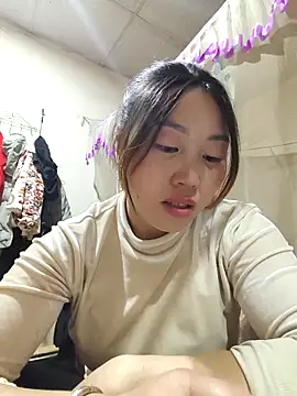 Snapshot of siki-00 chatting on November 2025 07:29:02 AM siki-00 online show from November 2025 07:29:02 AM