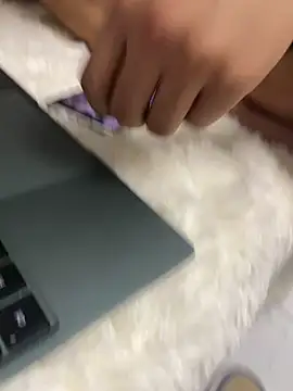 Snapshot of Acuteman chatting on October 2025 03:54:02 PM Acuteman online show from October 2025 03:54:02 PM