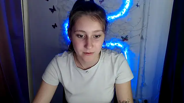 Milka kamila online show from September 2025 11:54:01 AM