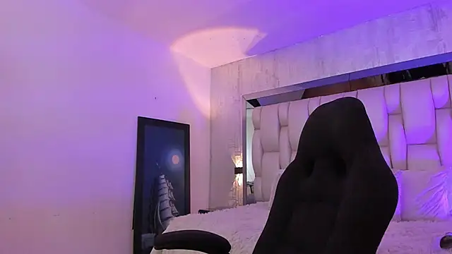 AnnaraLein online show from October 2025 03:28:01 AM